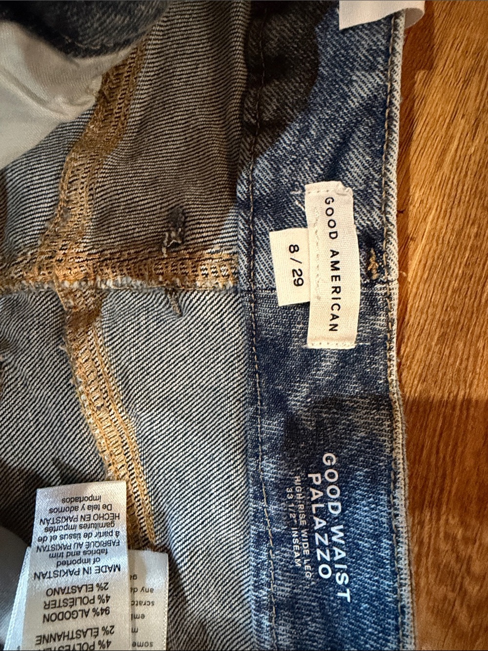 Good American Blue Wash Flared Wide Leg Jeans - Picture 3 of 5